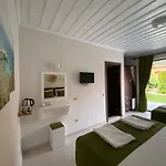 Suna House Guest house