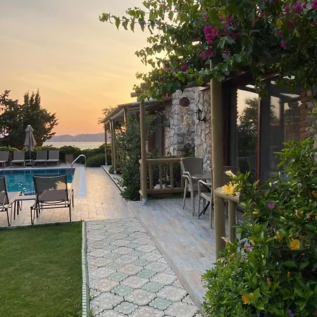 Suna House Pensjonat Sogut (Aegean)