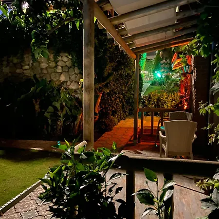 بيت ضيافة Suna House سوغوت